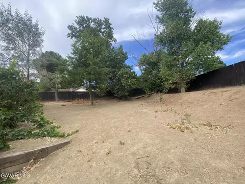 Exterior - 20909 Ridgeway Dr, Tehachapi, CA 93561 photo 1 of 2