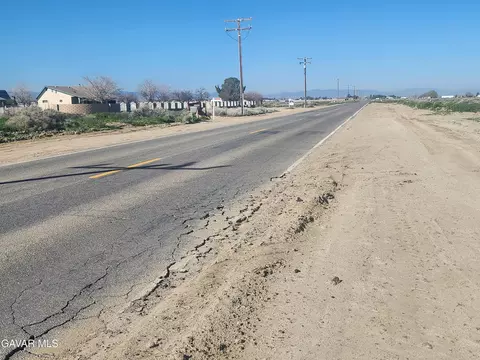 Ave H Vic 48 Ste, Lancaster, CA 93535 photo 3