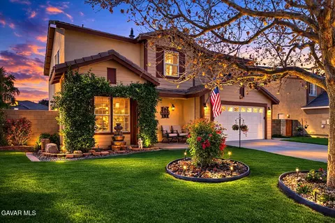 1542 Torbay Ct, Lancaster, CA 93534