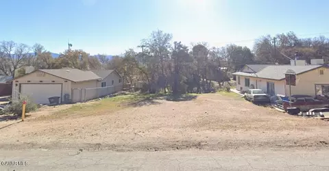 661 Sierra Vista Dr, Wofford Heights, CA 93285