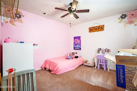 Bedroom - 1848 Trudgeon Ave, Lancaster, CA 93535 photo 2 of 4