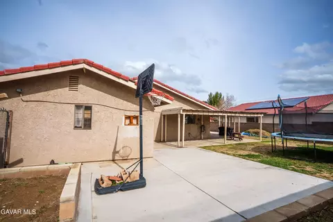 Exterior - 1848 Trudgeon Ave, Lancaster, CA 93535 photo 3 of 3