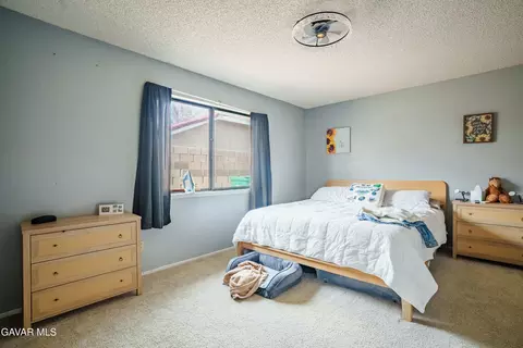 Bedroom - 1848 Trudgeon Ave, Lancaster, CA 93535 photo 1 of 4