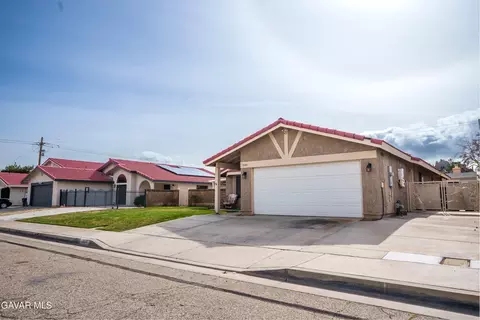Other - 1848 Trudgeon Ave, Lancaster, CA 93535 photo 1 of 4