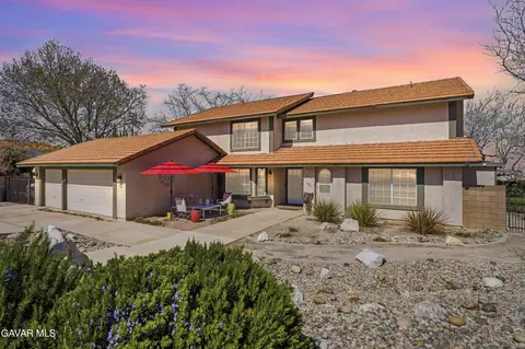 5355 Palais Pl, Palmdale, CA 93551