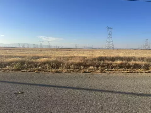 100 Stw, Del Sur, CA 93536