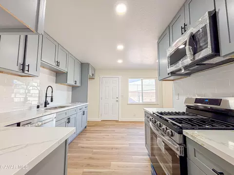 Kitchen - 44714 2nd St, Lancaster, CA 93535 photo 1 of 3