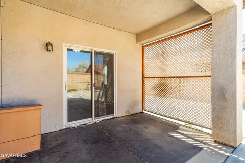 Exterior - 443 Corona Ct, Lancaster, CA 93535 photo 4 of 8