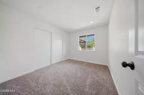 Bedroom - 40912 E 168th St, Lancaster, CA 93535 photo 2 of 7