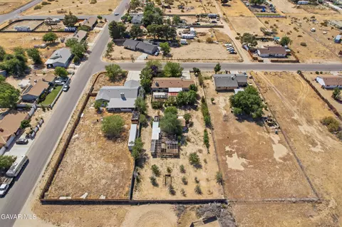 View/Area - 40912 E 168th St, Lancaster, CA 93535 photo 4 of 5
