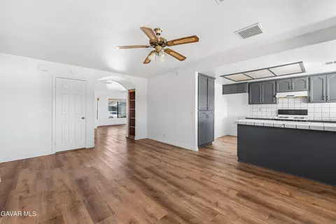 736 E Avenue J6, Lancaster, CA 93535 photo 16