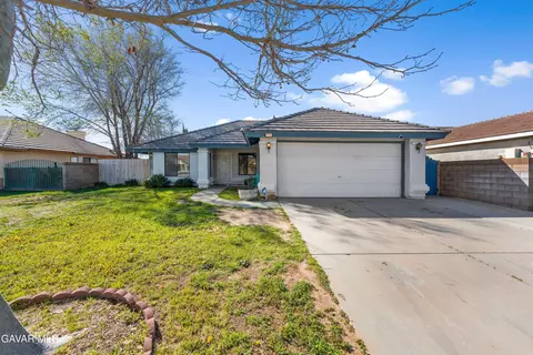 736 E Avenue J6, Lancaster, CA 93535 photo 2