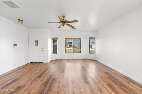 736 E Avenue J6, Lancaster, CA 93535 photo 10