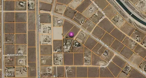 25606 La Petite Ave, Lancaster, CA 93536 photo 2