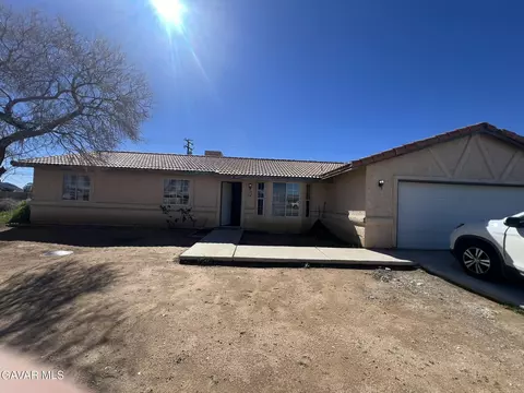 8660 Redwood Blvd, California City, CA 93505