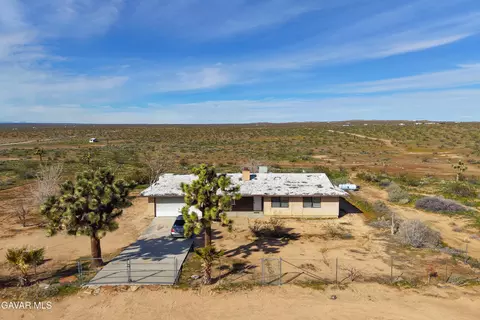 Other - 23073 E Avenue J, Lancaster, CA 93535 photo 4 of 5