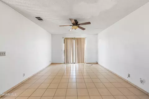 Living - 23073 E Avenue J, Lancaster, CA 93535 photo 1 of 8