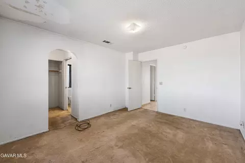 Bedroom - 23073 E Avenue J, Lancaster, CA 93535 photo 7 of 8