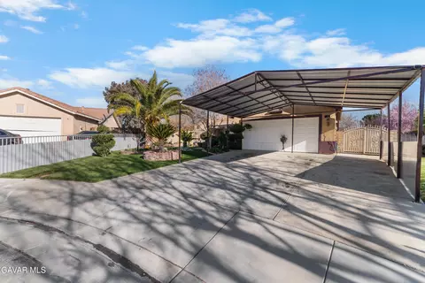 3320 Kipper Ct, Lancaster, CA 93535 photo 8