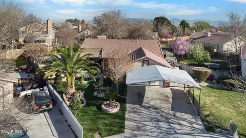 3320 Kipper Ct, Lancaster, CA 93535 photo 3