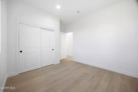 Bedroom - 17750 Arlington Pl, Tehachapi, CA 93561 photo 7 of 9