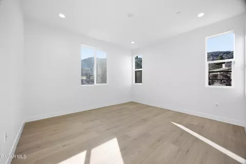 Bedroom - 17750 Arlington Pl, Tehachapi, CA 93561 photo 2 of 9