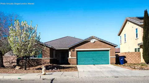 3525 Avenue J3 E, Lancaster, CA 93535