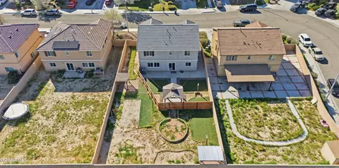 44640 Driftwood St, Lancaster, CA 93535 photo 3