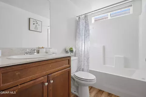 44640 Driftwood St, Lancaster, CA 93535 photo 8