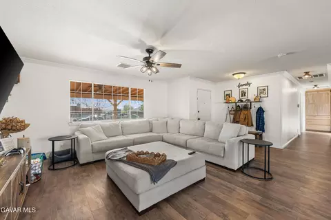 Other - 39443 E 162nd St, Palmdale, CA 93591 photo 4 of 9