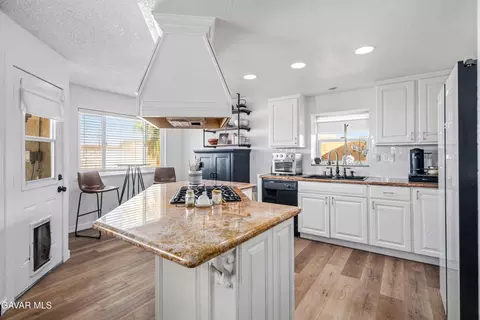 2017 Avenue K10 W, Lancaster, CA 93536 photo 12