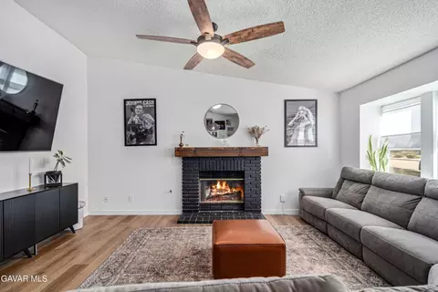 2017 Avenue K10 W, Lancaster, CA 93536 photo 6