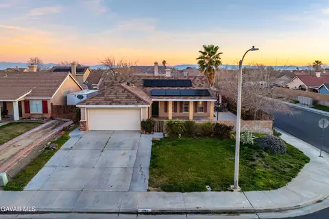 3340 Brabham Ave, Rosamond, CA 93560