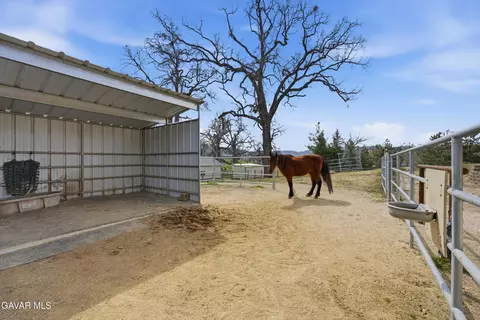 29210 Greenwater Dr, Tehachapi, CA 93561 photo 35