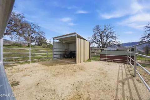 29210 Greenwater Dr, Tehachapi, CA 93561 photo 34
