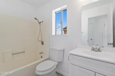 Bath - 45221 Calico St, Lancaster, CA 93535 photo 2 of 4