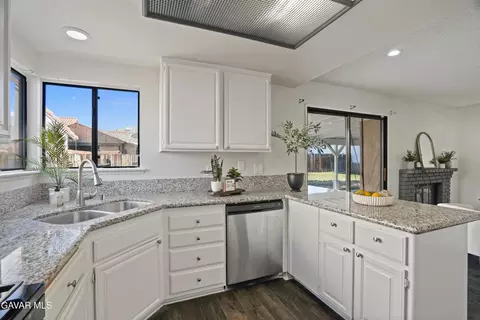 37702 E 50th St, Palmdale, CA 93552 photo 6