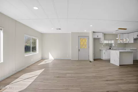 1301 E Avenue I #348, Lancaster, CA 93535 photo 5