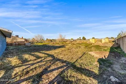 Exterior - 40974 156th St, Lancaster, CA 93535 photo 12 of 12