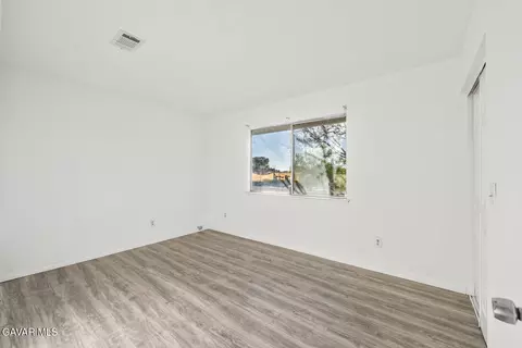 Bedroom - 40974 156th St, Lancaster, CA 93535 photo 1 of 5