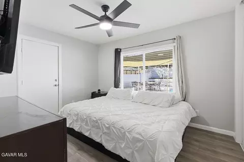 Bedroom - 44727 Benald St, Lancaster, CA 93535 photo 6 of 7