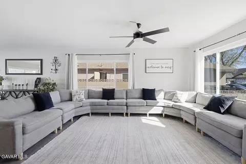 Living - 44727 Benald St, Lancaster, CA 93535 photo 1 of 2