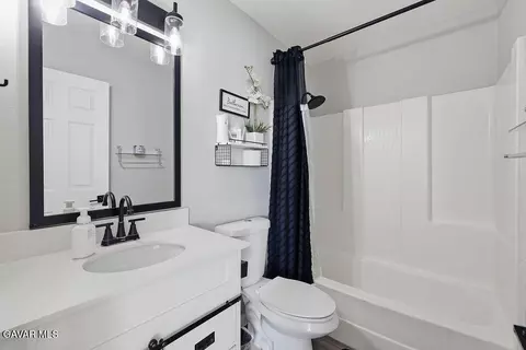 Bath - 44727 Benald St, Lancaster, CA 93535 photo 1 of 2