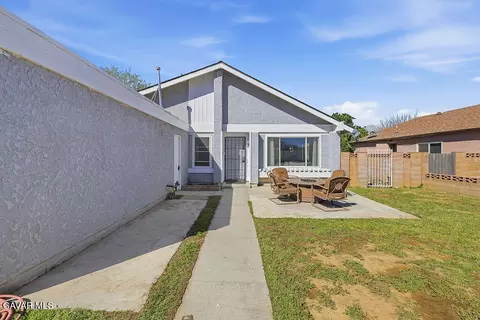 Exterior - 44727 Benald St, Lancaster, CA 93535 photo 3 of 8