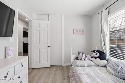 Bedroom - 44727 Benald St, Lancaster, CA 93535 photo 2 of 7