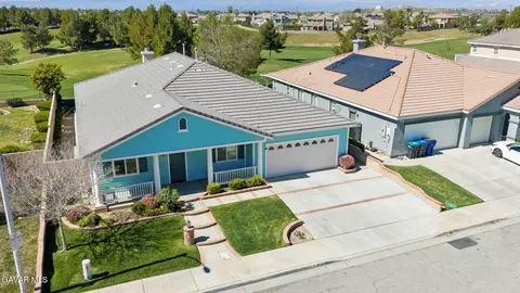 3643 Mountain Shadows Ct, Palmdale, CA 93551