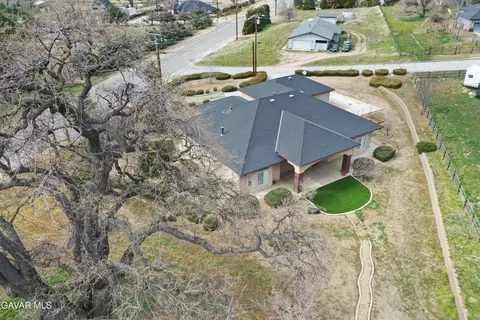 View/Area - 23780 Coyote Ct, Tehachapi, CA 93561 photo 2 of 2
