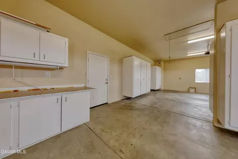 Other - 23780 Coyote Ct, Tehachapi, CA 93561 photo 13 of 15
