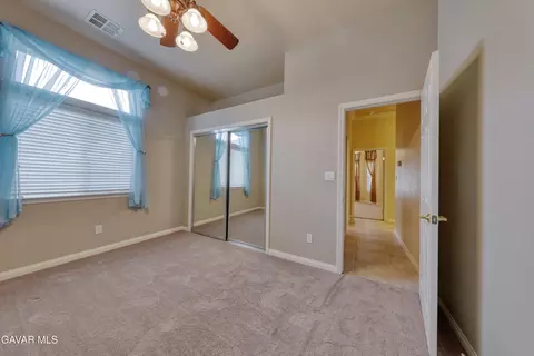 Bedroom - 23780 Coyote Ct, Tehachapi, CA 93561 photo 4 of 5