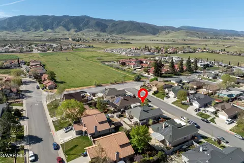 View/Area - 906 Mulberry St, Tehachapi, CA 93561 photo 5 of 5